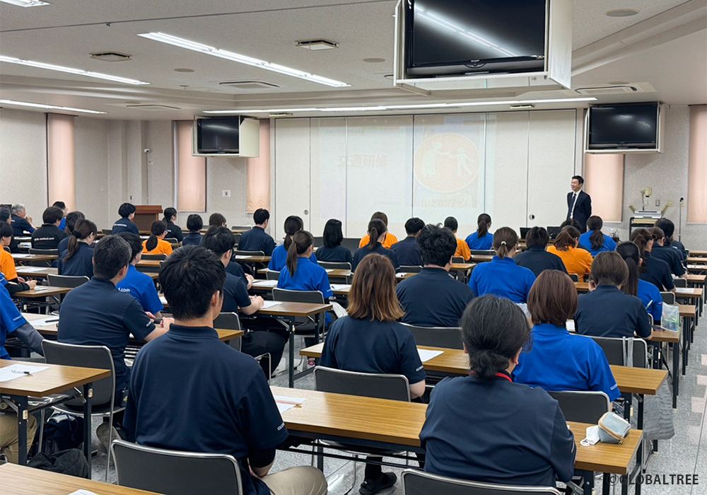 安全意識向上へ向けた【交通安全研修】を実施。大脳生理学の様々な視点から業務への向き合い方を学びました・画像