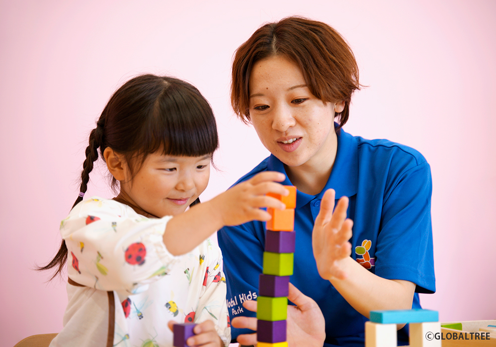 【充実のサポート内容！】柔軟な送迎・終日お預かり可能・他施設との併用OK！《3つのポイント》で保護者さまも安心感をもってご利用いただけます・画像