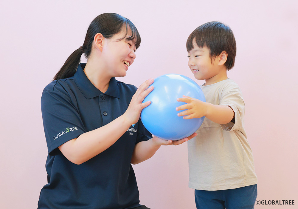 「小学校準備の支援はしているの？」「保護者も同伴が必要？」など、【よくあるご質問】をご紹介♪お子さまの個性に合わせたきめ細やかなサポートを実施いたします！・画像